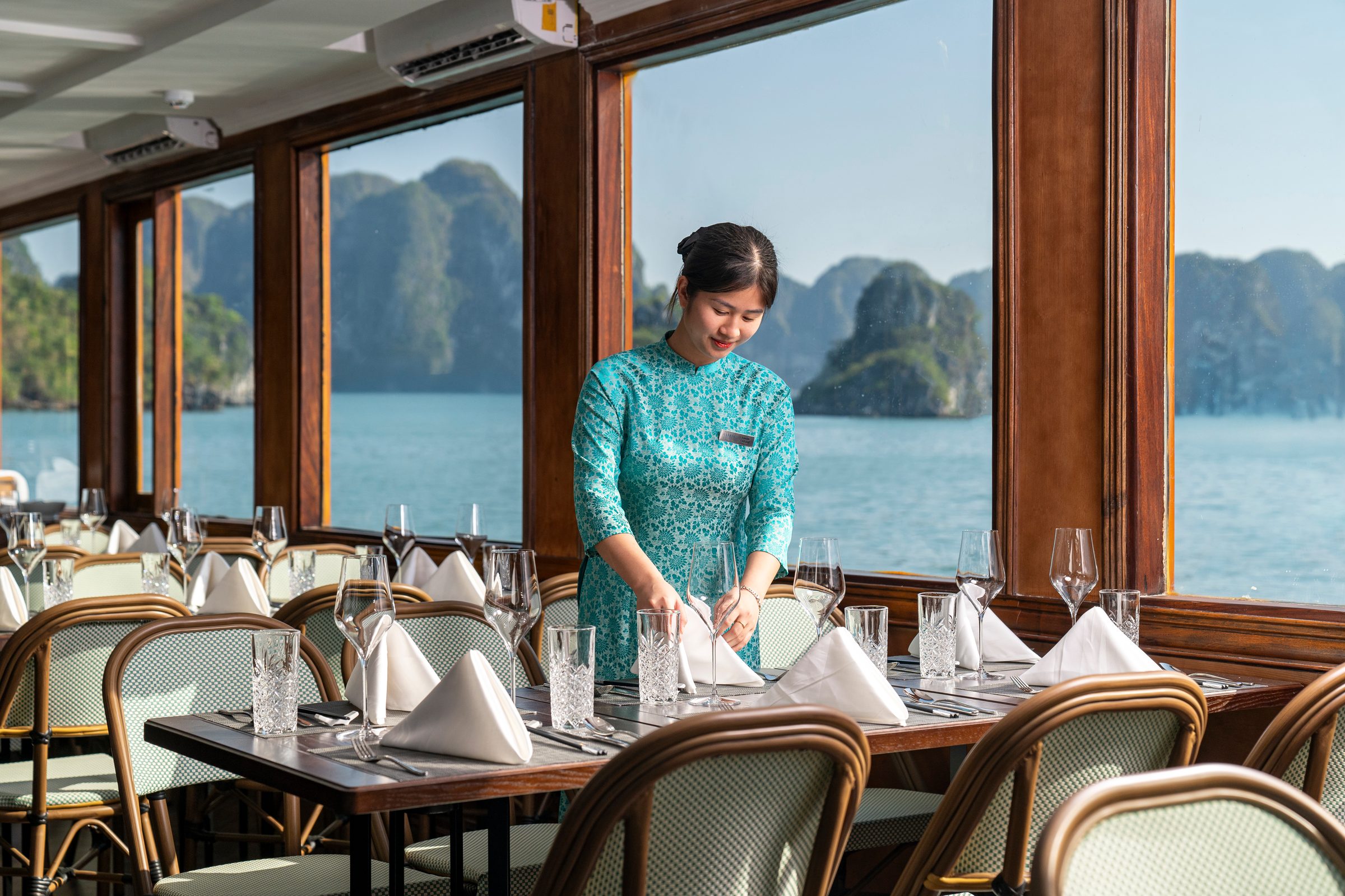 The dining room seats all 99 guests in one sitting; from 60 guests the ship goes out as a private charter.