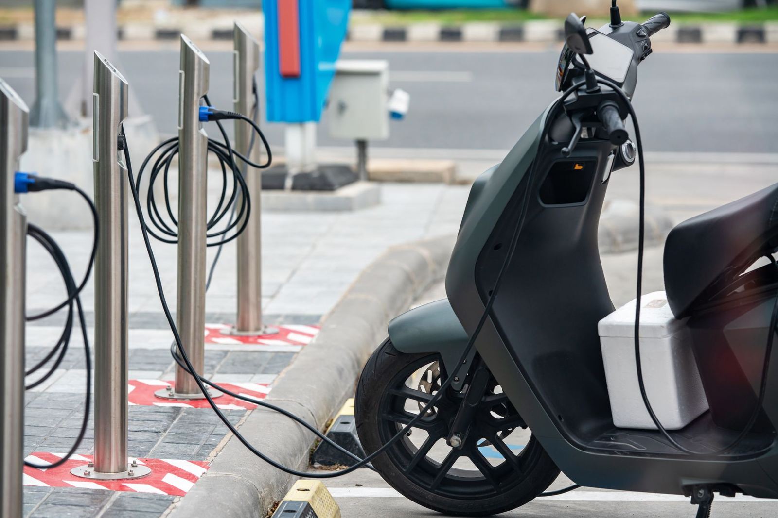 Ather Energy Narrows Q1FY27 Loss, Revenue Jumps 89% Amid Margin Pressure