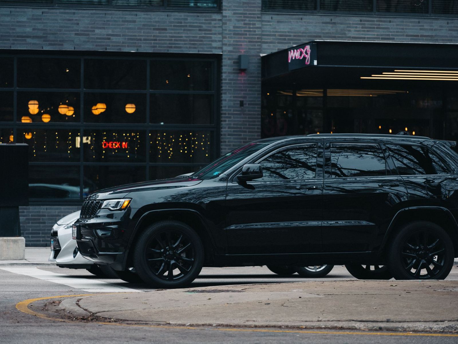 Avis Under Scrutiny for 'Impossible' Mileage Bills on Unlimited Rentals