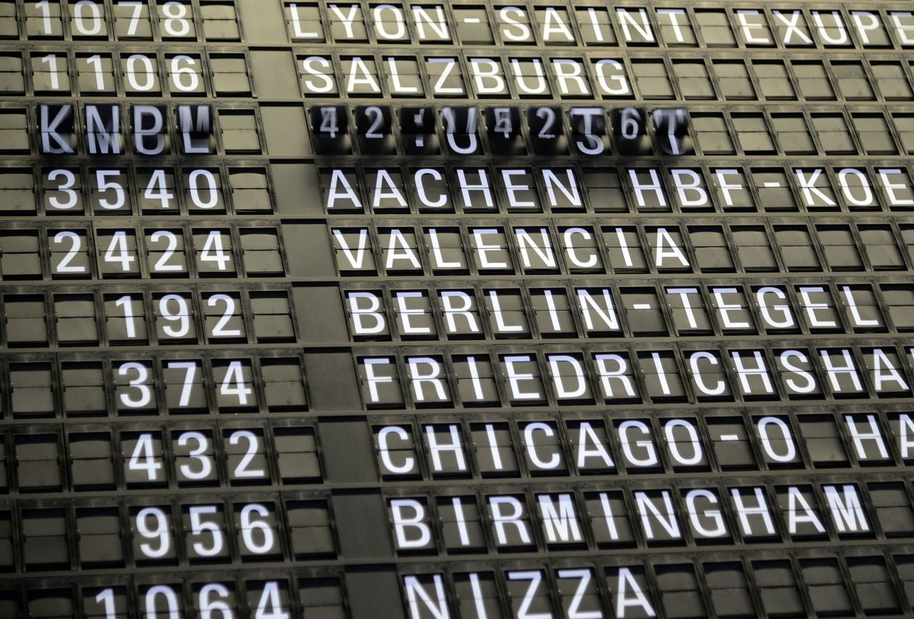 Frontier Airlines Reports Record Q2 Revenue Amid Higher Fares, Post-Spirit Market Shift