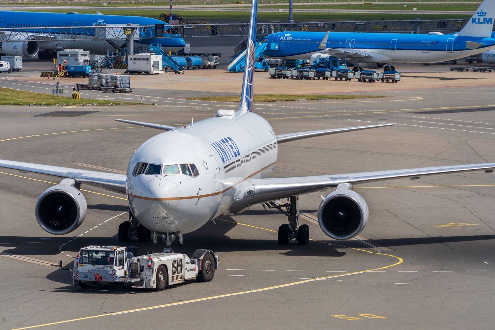 United Airlines Non-Revenue Flight Attendants Gain Access to Crew Bunks on Widebody Aircraft