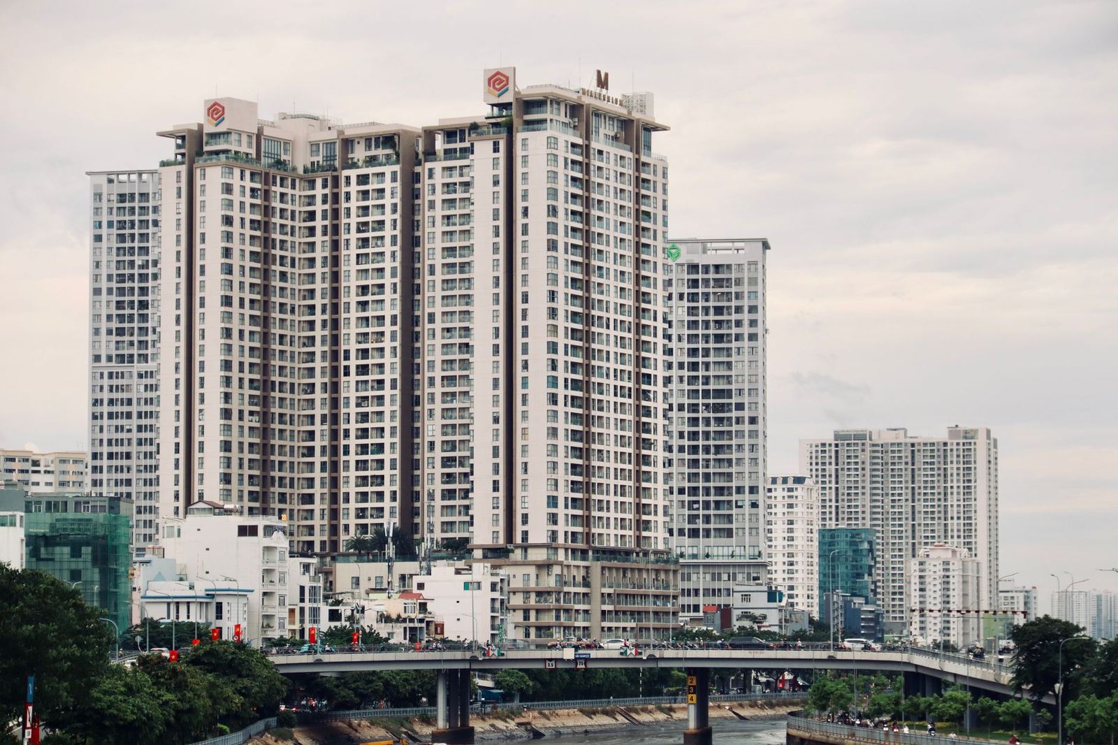 What drives Vietnam's real estate transparency gains in 2026?