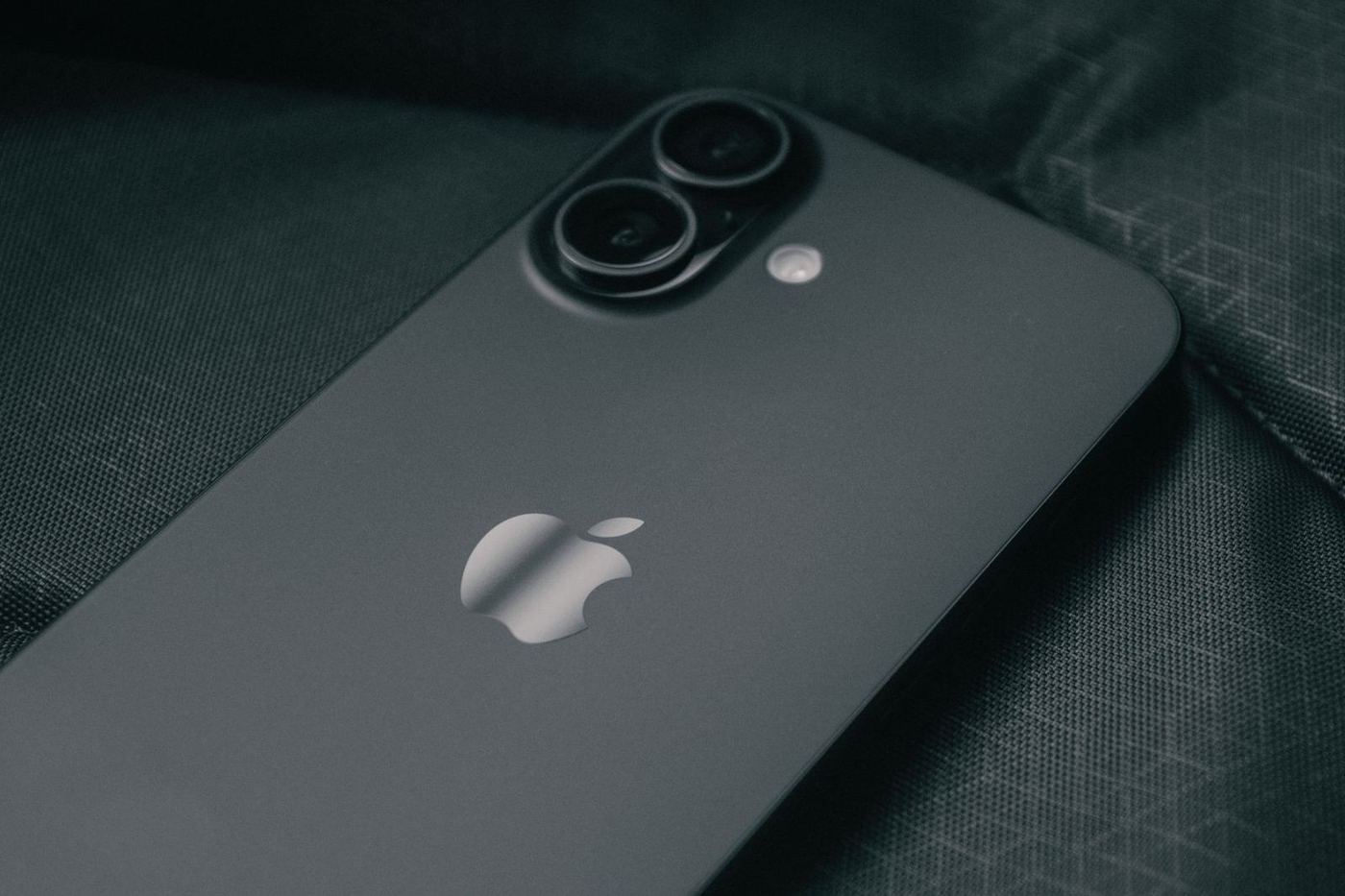 Illustrative photograph accompanying coverage of Apple India Sales Exceed US$10 Billion Amid Premium Market Shift