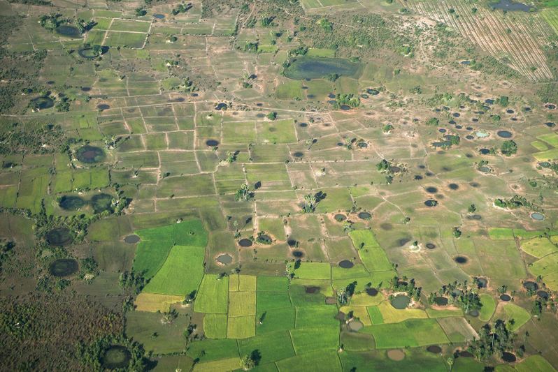 Cambodia and Viet Nam Open Khanh Binh-Chrey Thom Land Border Gate