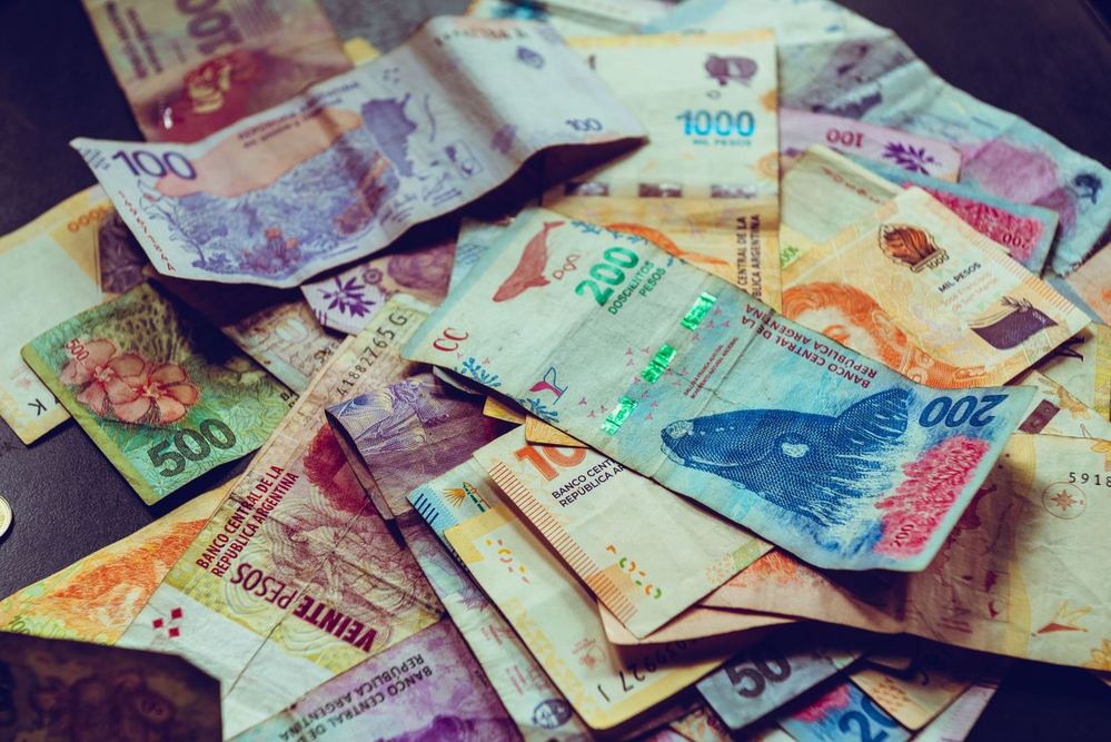 What policy shifts strengthened emerging economies after 1990s crises?