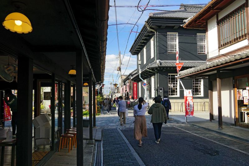 Nagahama Revives City Centre with Glassmaking Identity