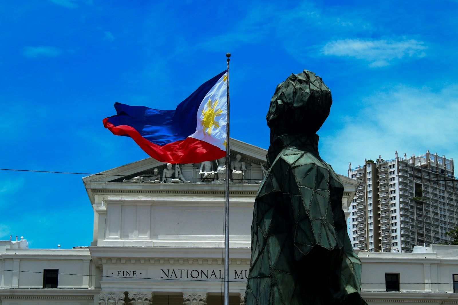 Philippines DOT, Newport World Resorts Boost Entertainment Tourism