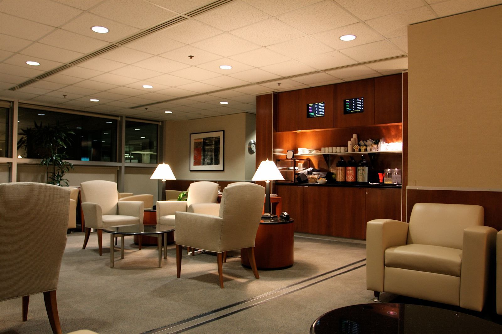 United Airlines Commits $21 Million to New Seattle Lounge