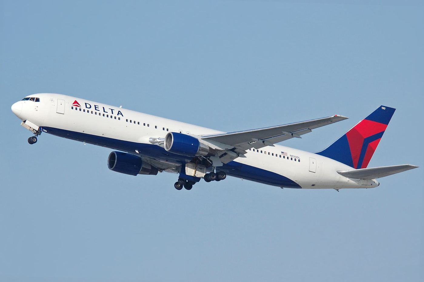 United Airlines Launches Wi-Fi Status Match for Rival Elites
