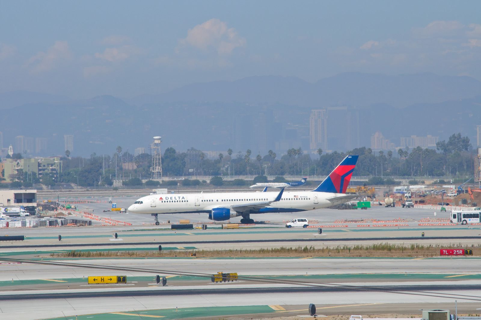 United, Delta, American Pilot Strategies Diverge